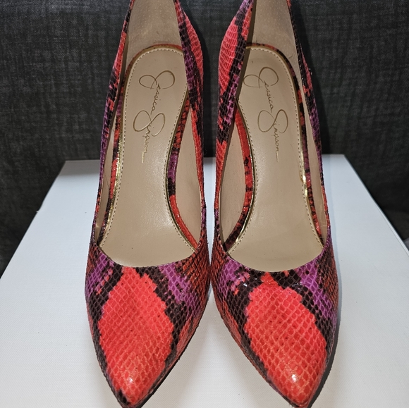 Jessica Simpson heels - Picture 1 of 4